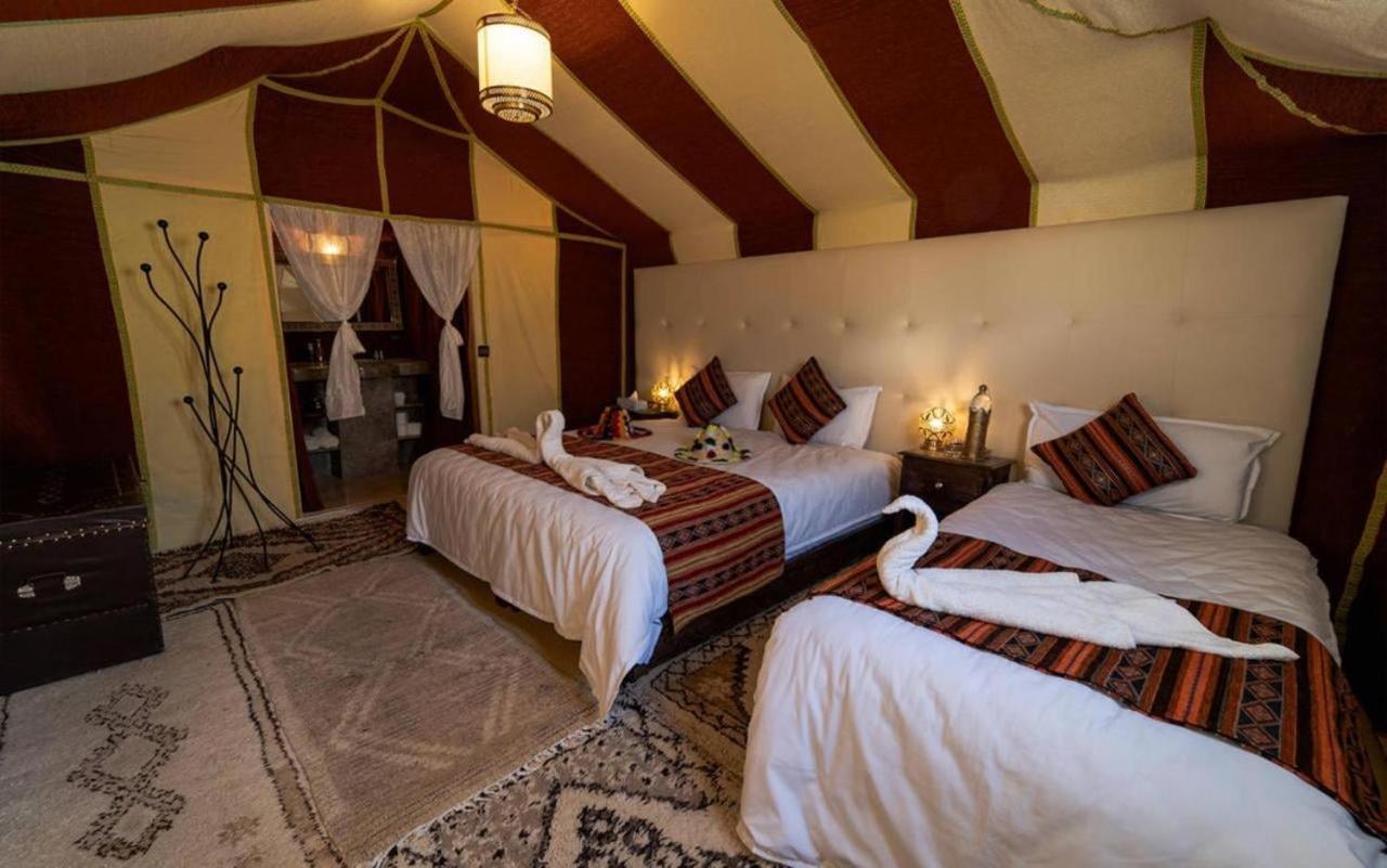 Luxury Desert Camp Мерзуга Экстерьер фото